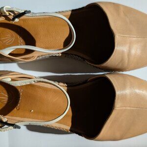 COCLICO Popup Wedge in Italian Leather